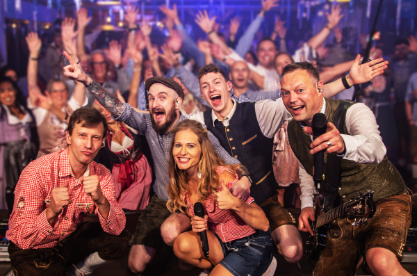 Luxus Loft - die Party WG 