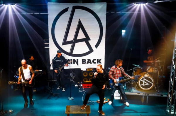 Linkin Back